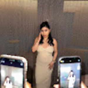 Meet your Posher, Angie